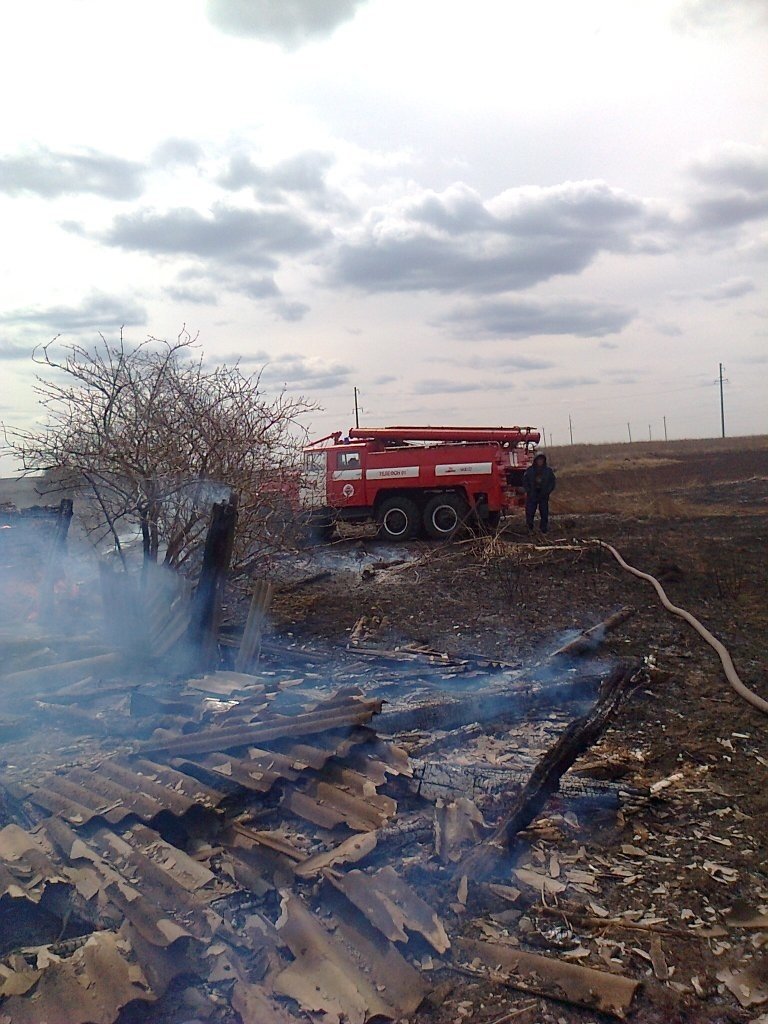 Пожар в д. Лутовка Золотухинского района Курской области ликвидирован
